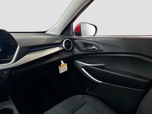 New 2026 Chevrolet Trax LS w/ LS Convenience Package FWD image 24
