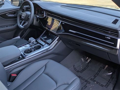 New 2026 Audi Q8 Premium Plus image 9