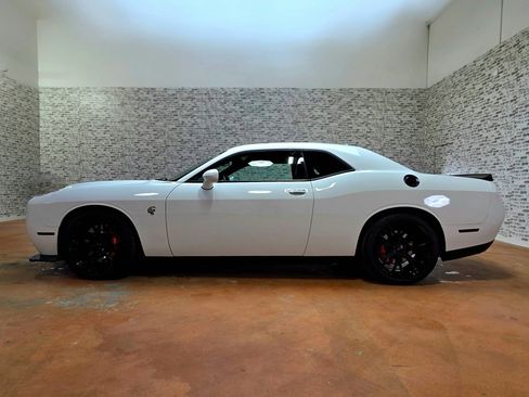 Used 2019 Dodge Challenger SRT Hellcat w/ Laguna Leather Package image 5