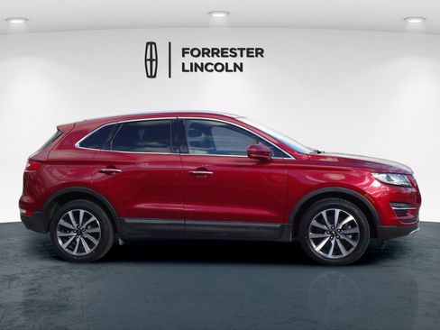 Used 2019 Lincoln MKC Reserve w/ MKC Climate Package image 2