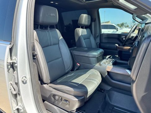 Used 2021 Chevrolet Silverado 2500 High Country AWD/4WD image 25