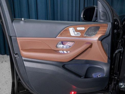 New 2026 Mercedes-Benz GLS 450 4MATIC image 13