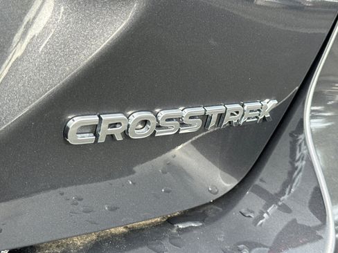 Used 2025 Subaru Crosstrek 2.0i Premium image 12
