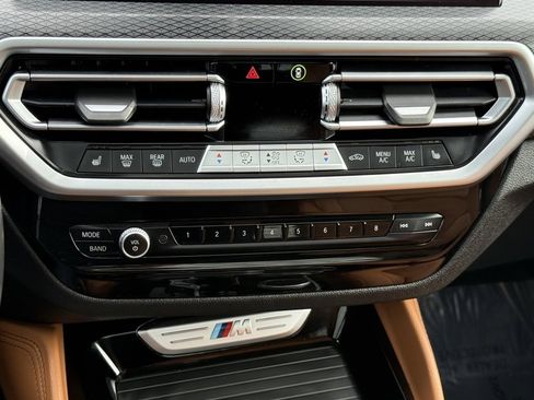 Used 2022 BMW X4 M40i image 15