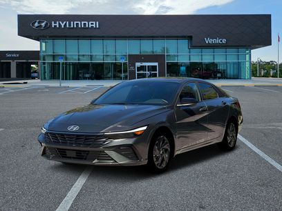 New 2026 Hyundai Elantra SEL Sport w/ Cargo Package