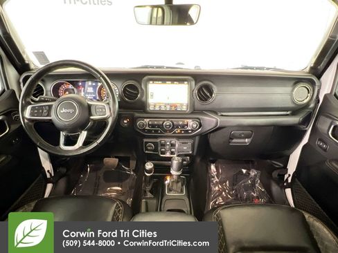 Used 2021 Jeep Wrangler Unlimited Sahara AWD/4WD image 7