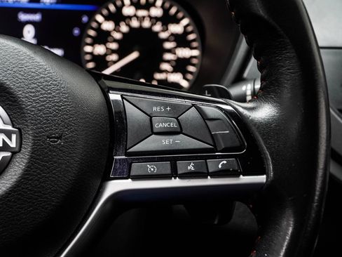 Used 2024 Nissan Altima 2.5 SR FWD image 27