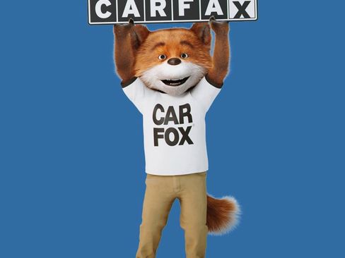 Used 2018 GMC Acadia SLT w/ LPO, Floor Liner Package AWD/4WD image 17