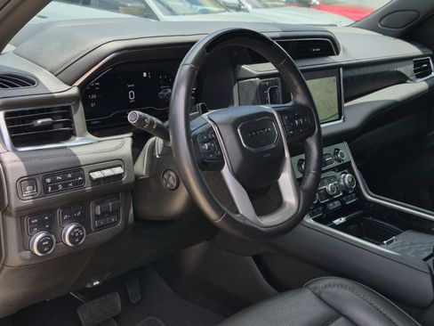 Used 2023 GMC Yukon Denali w/ Denali Reserve Package AWD/4WD image 12