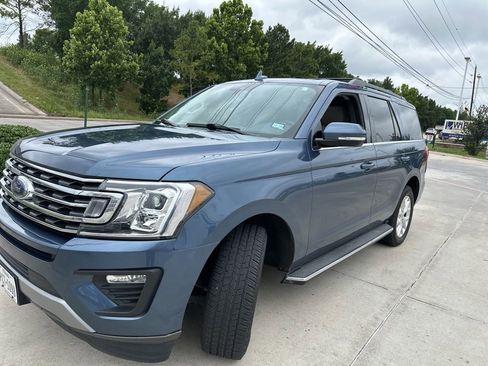 Used 2020 Ford Expedition XLT w/ Equipment Group 202A RWD image 1
