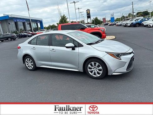Certified 2024 Toyota Corolla LE FWD image 4