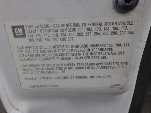 Used 2006 Chevrolet Silverado 2500 W/T RWD image 8