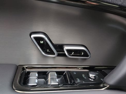 New 2026 Land Rover Range Rover Sport SE image 16