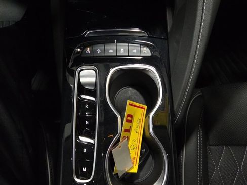 Used 2023 Buick Envision Avenir image 26