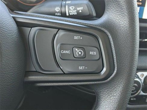 Certified 2026 Jeep Gladiator Sport AWD/4WD image 18