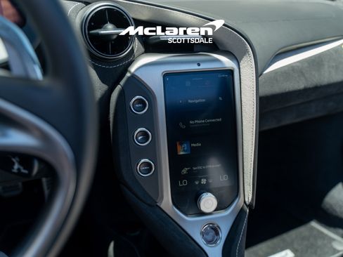 Used 2024 McLaren 750S Spider RWD image 15