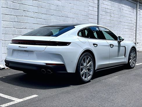 New 2026 Porsche Panamera 4 AWD/4WD image 24