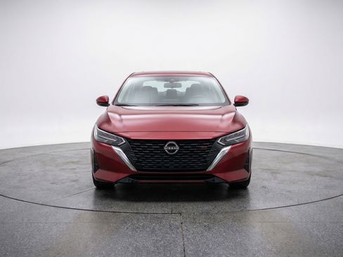 Used 2025 Nissan Sentra SV FWD image 2