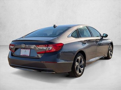 Certified 2018 Honda Accord EX image 5