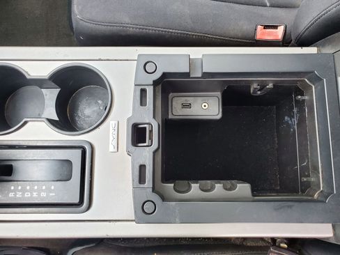 Used 2017 Ford Expedition EL XLT image 32