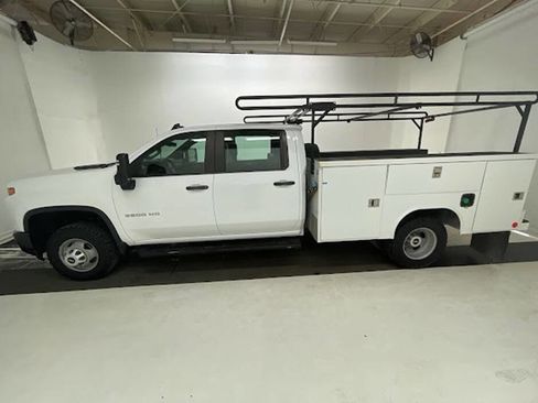 Used 2023 Chevrolet Silverado 3500 W/T w/ WT Fleet Convenience Package image 4