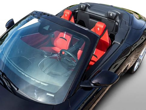 Certified 2024 Ferrari Roma Spider RWD image 32
