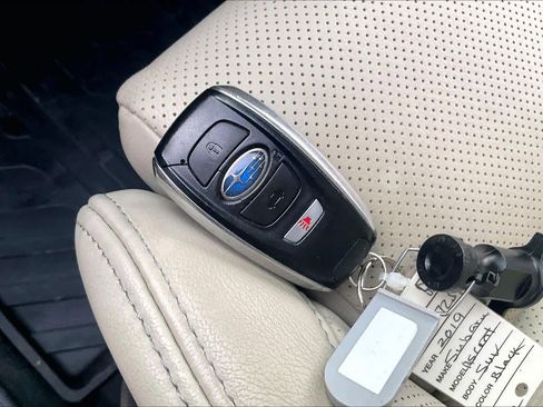 Used 2019 Subaru Ascent Limited w/ Popular Package #2 AWD/4WD image 14