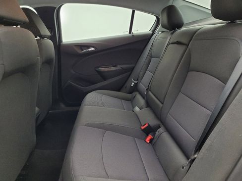 Used 2019 Chevrolet Cruze LT w/ Convenience Package image 18