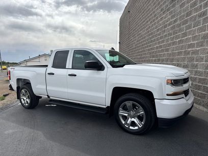 Used 2019 Chevrolet Silverado 1500 Custom w/ Custom Convenience Package
