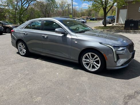 Used 2020 Cadillac CT4 Luxury w/ Sun And Sound Package RWD image 4