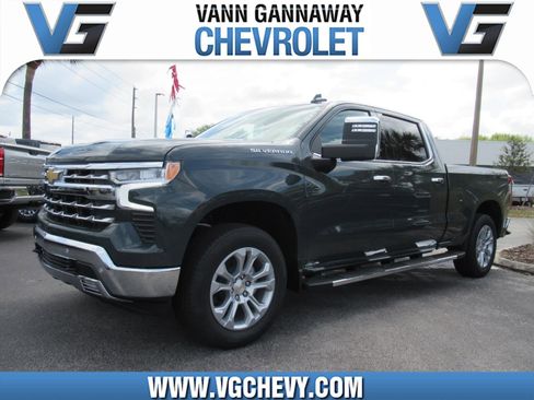 New 2026 Chevrolet Silverado 1500 LTZ w/ LTZ Convenience Package II AWD/4WD image 1