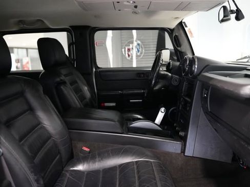 Used 2005 HUMMER H2 Base w/ Preferred Equipment Group image 20