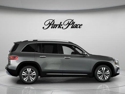 Used 2026 Mercedes-Benz GLB 250 image 23