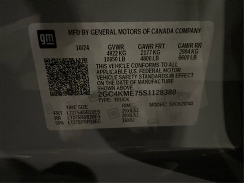 Used 2025 Chevrolet Silverado 2500 Custom w/ Custom Value Package image 26