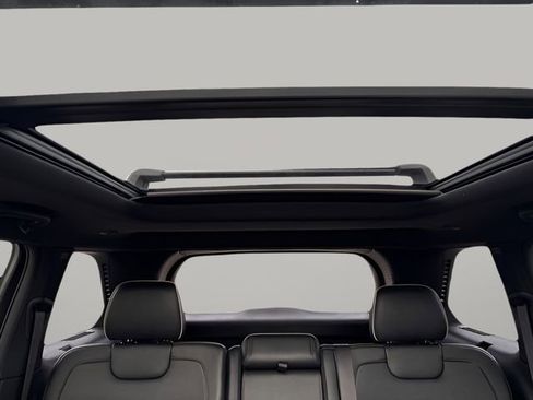 Used 2022 Jeep Grand Cherokee Summit w/ Luxury Tech Group V image 13