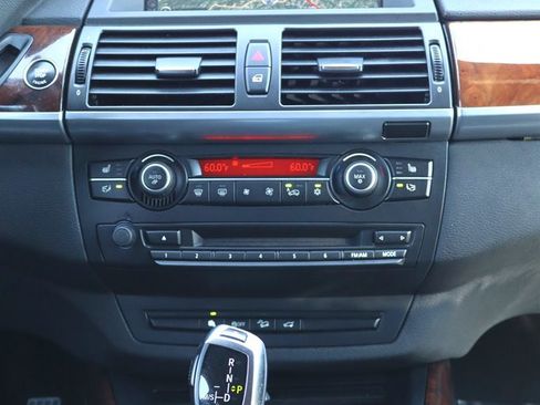 Used 2013 BMW X5 xDrive50i AWD/4WD image 12