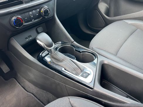 Used 2025 Buick Encore GX Preferred image 40