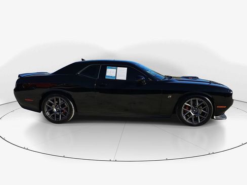 Used 2018 Dodge Challenger R/T Scat Pack image 3