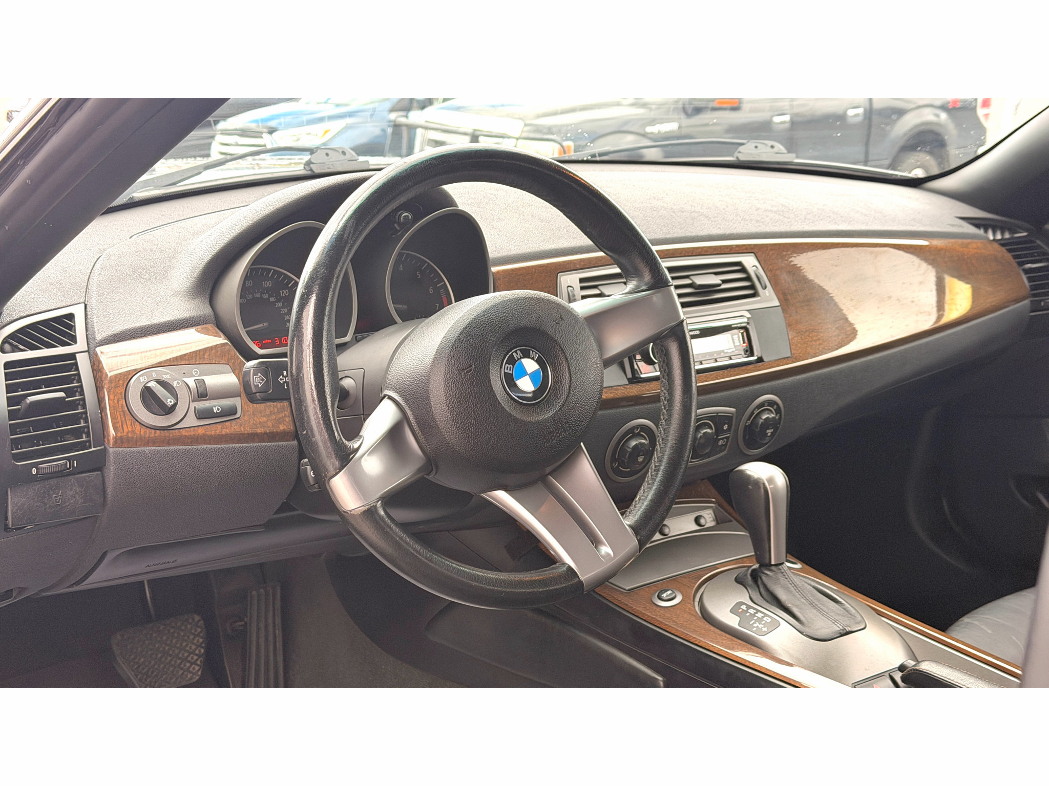 Used 2003 BMW Z4 3.0i RWD image 17