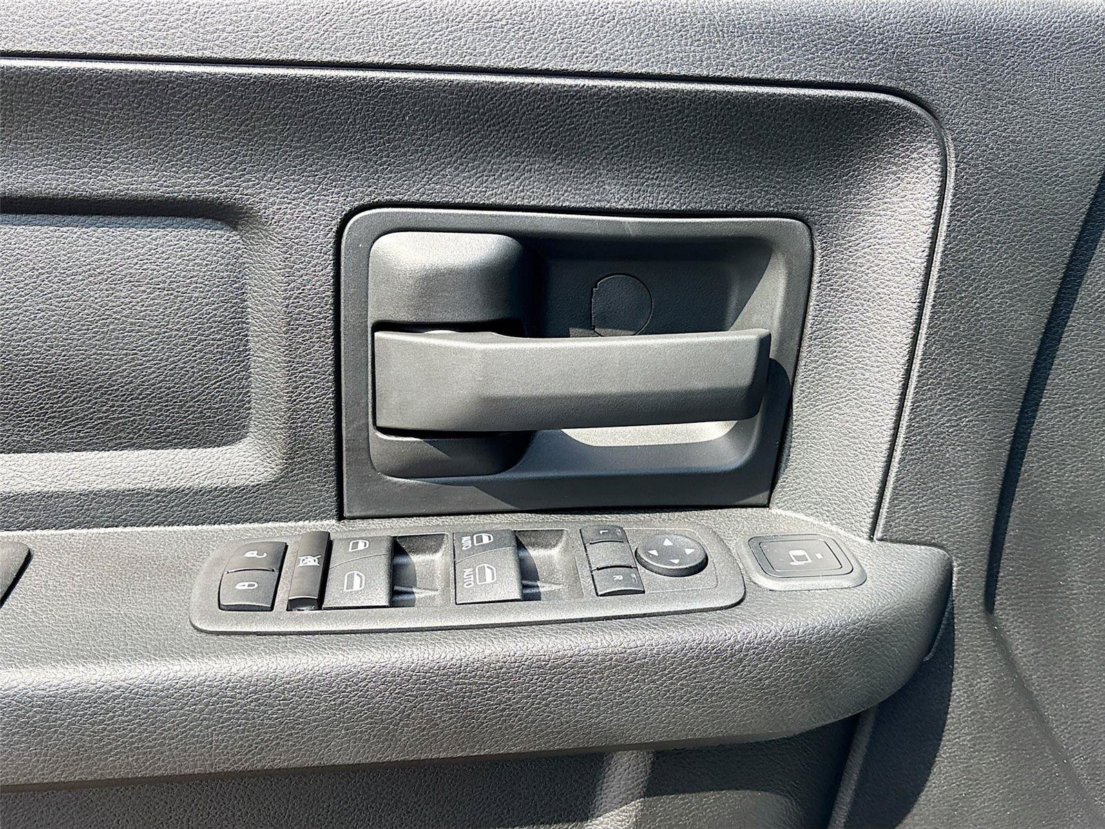 Used 2024 RAM 3500 Tradesman RWD image 17