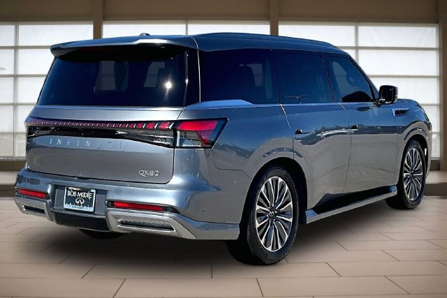 Used 2026 INFINITI QX80 Luxe RWD image 2