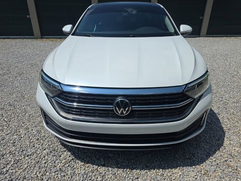 Used 2023 Volkswagen Jetta SEL FWD image 10
