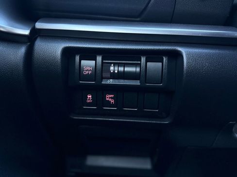 Used 2021 Subaru Impreza 2.0i Limited w/ Popular Package #2 image 26