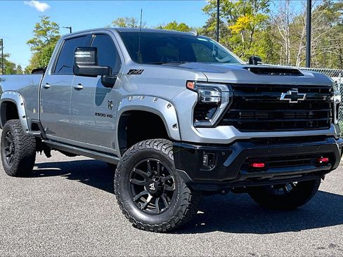 Used 2025 Chevrolet Silverado 2500 LTZ w/ Trail Boss Package AWD/4WD image 33