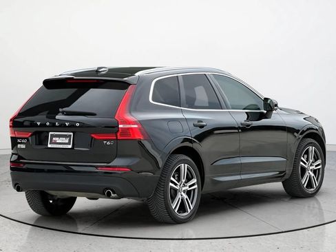 Used 2019 Volvo XC60 T6 Momentum w/ Protection Package Premier AWD/4WD image 5