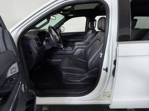 Used 2023 Ford Expedition Limited RWD image 10