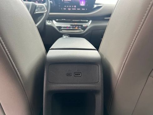 Used 2024 Buick Envista Preferred FWD image 18