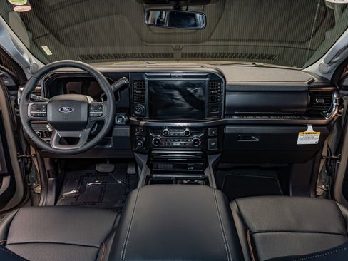 Used 2026 Ford F250 Lariat w/ Lariat Premium Package image 17