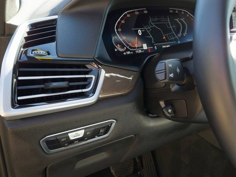 Certified 2023 BMW X5 sDrive40i w/ Parking Assistance Package image 13