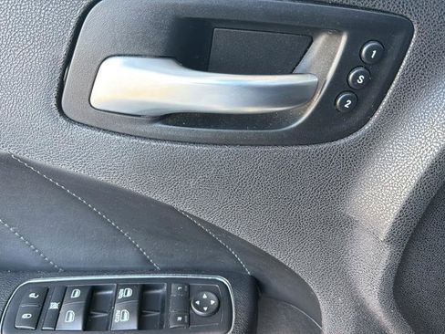 Used 2016 Dodge Charger R/T w/ Plus Group RWD image 21